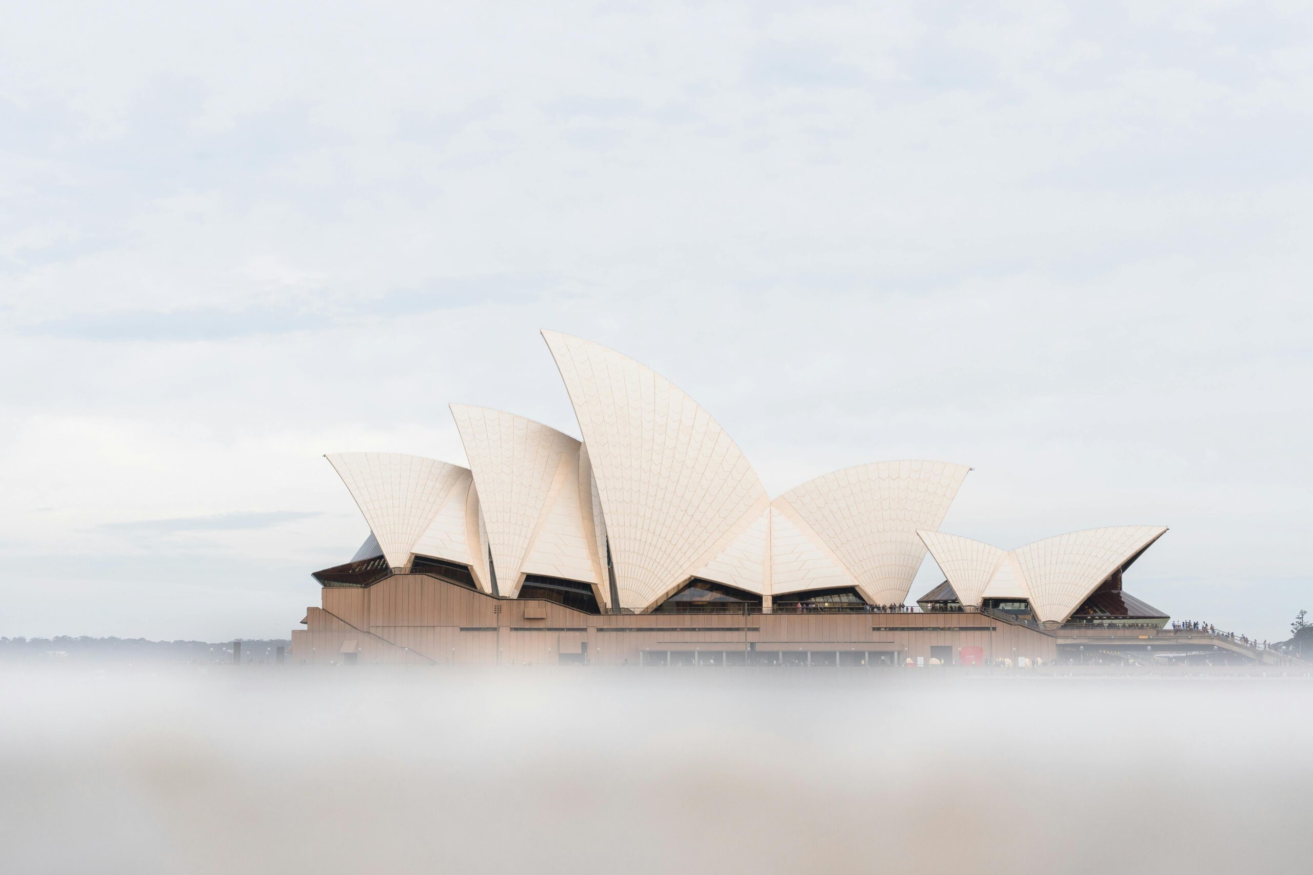 Sydney City: Where Urban Energy Meets Coastal Beauty